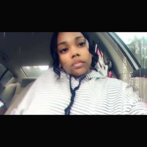 Meet your Posher, Ebony